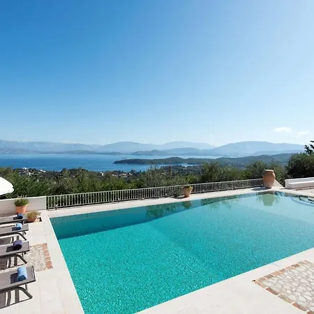 Villa Sleeps 12 Pool Air Con Wifi